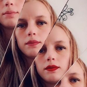 Meet your Posher, Lacey